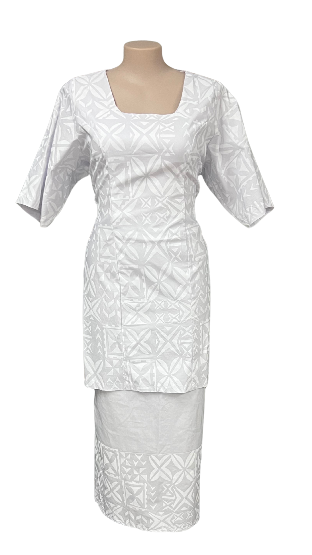 Iva Puletasi Size 22