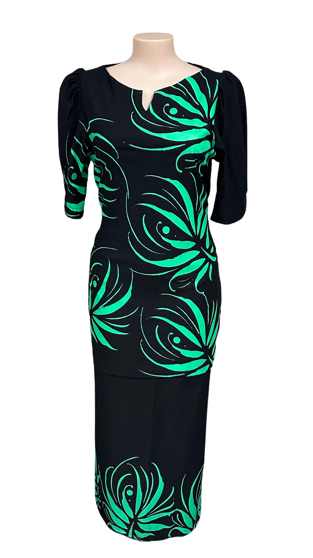 Tia Puletasi Size 16