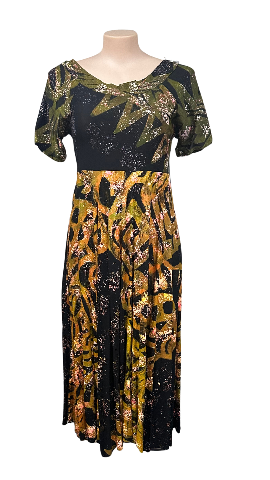 Nora Dress Size 18