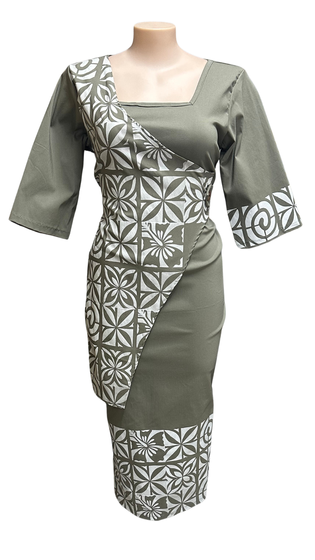 Mina Dress Size 18