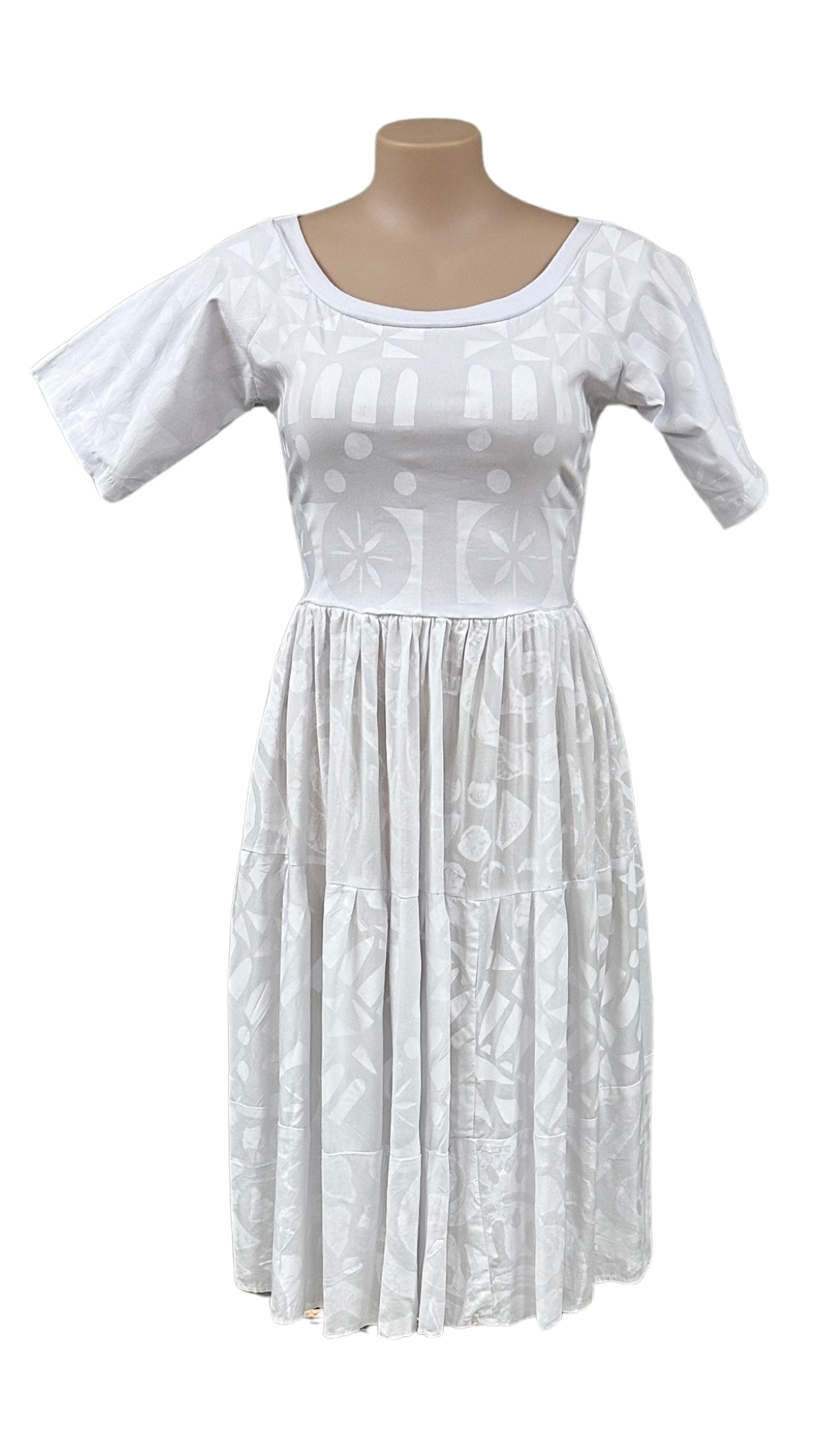 Luana Dress Size 18