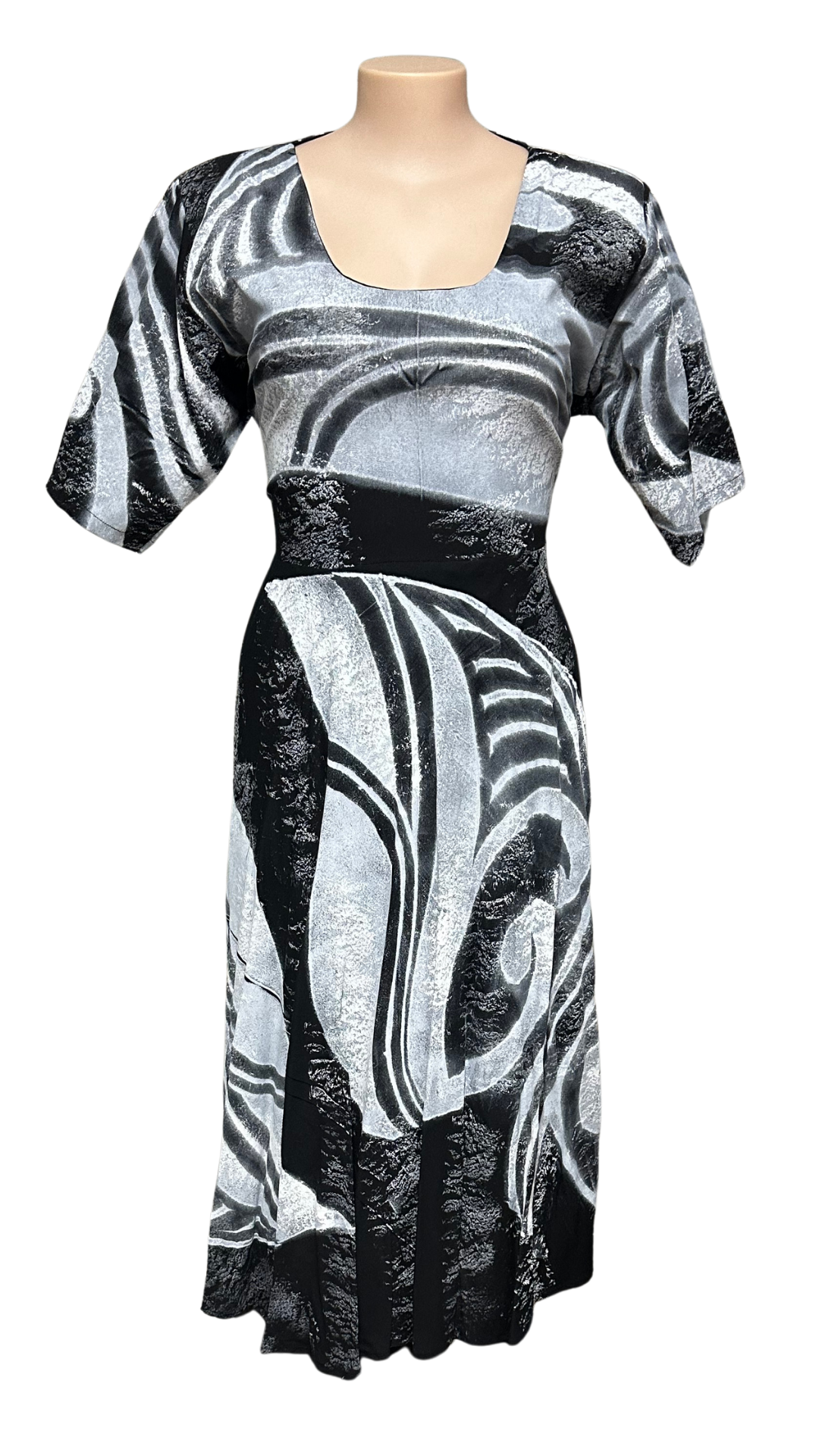 Tamara Dress Size 20