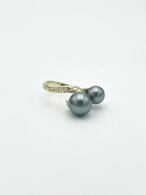 Load image into Gallery viewer, Grey Double Pearl Ring
