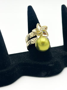 Floral Pearl Ring